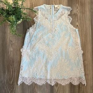 * RARE * PERFECT CONDITION CARVEN LACE OVERLAY BLOUSE BLUE AND PINK SIZE XS/2